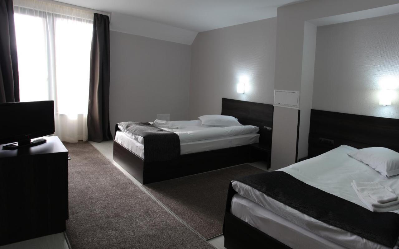 Hotel Idol Targowischte Zimmer foto